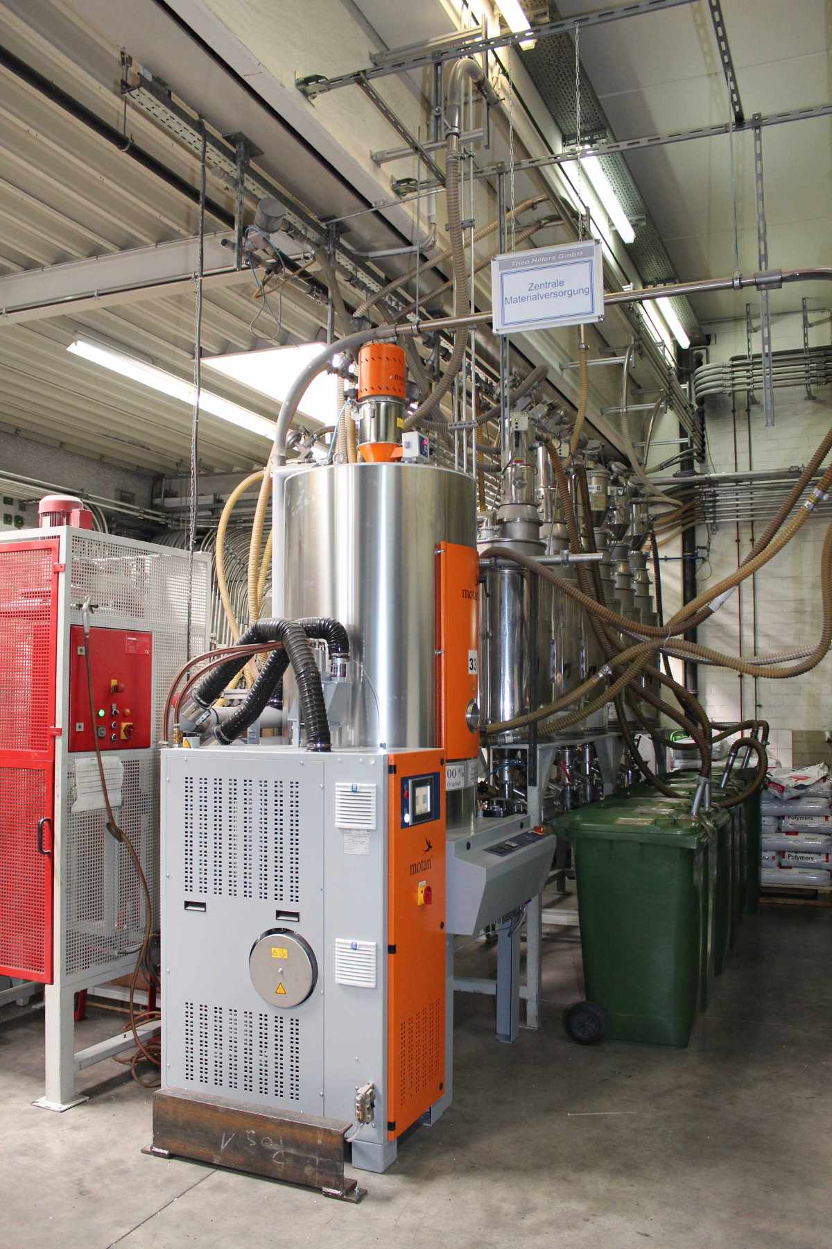 Vybaven automatickou nivelací teploty a rosného bodu (ATTN), reguluje generátor suchého vzduchu Luxor A 120 rosný bod procesního pívodního vzduchu s pesností ±1°C