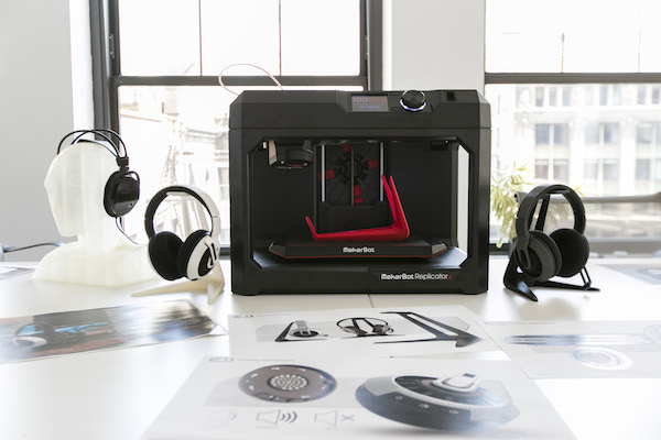 Spolenost MCAE Systems prostednictvím znaky MakerBot uvádí na trh nové 3D tiskové ešení pro pedagogy i profesionály