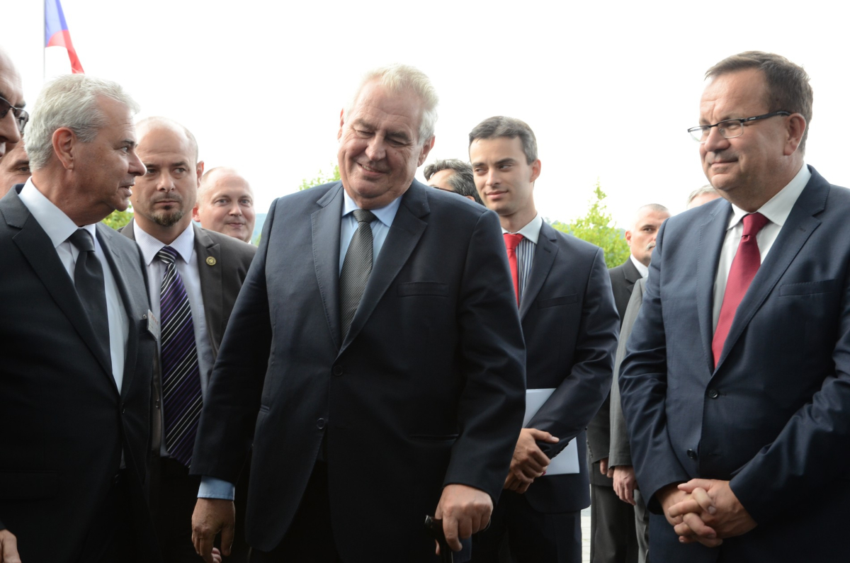 MSV opět nav&scaron;t&iacute;vil prezident Milo&scaron; Zeman, kter&yacute; poprv&eacute; v historii přednesl projev jak na zah&aacute;jen&iacute;, tak na Sněmu Svazu průmyslu a dopravy ČR
