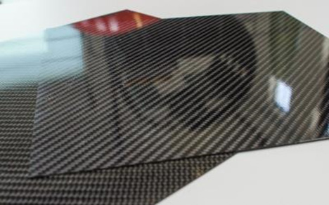 CFRP panely vyrobeny pro použití na místech s vysokými požadavky na kvalitu povrchu