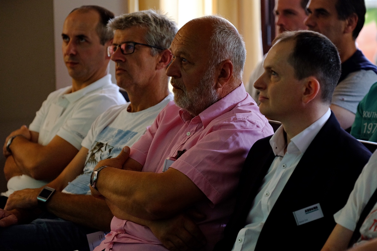 Arburg kladie dôraz na preventívnu údržbu vstrekolisov, svojich zákazníkov pravidelne vzdeláva Arburg kladie dôraz na preventívnu údržbu vstrekolisov, svojich zákazníkov pravidelne vzdeláva