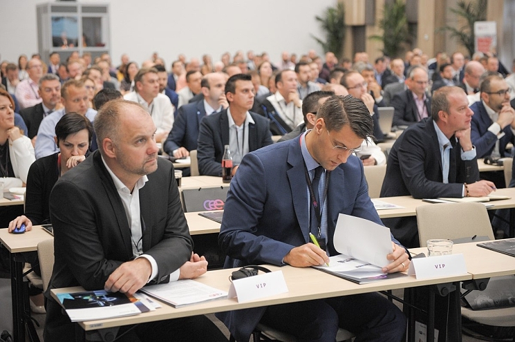 CEE Automotive Supply Chain CEE Automotive Supply Chain