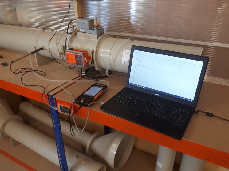 Výroba variabilních regulátorů průtoku je vždy zakončena tzv. kalibrací Výroba variabilních regulátorů průtoku je vždy zakončena tzv. kalibrací