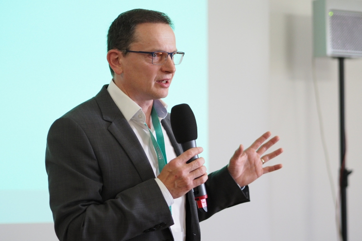 Uniplast Brno - Medzinárodná konferencia spracovateľov plastov - Formy, stroje, materiály Uniplast Brno - Medzinárodná konferencia spracovateľov plastov - Formy, stroje, materiály