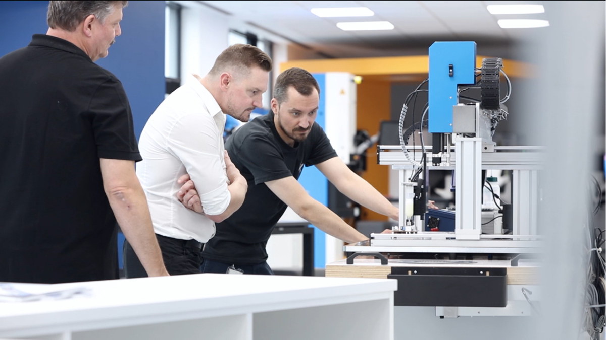 At our core, it’s not just about selling robots — it’s about collaborating with you to realize your production potential. Experience how we help turn innovative ideas into practical, scalable automation solutions. Let’s build the future of manufacturing together.