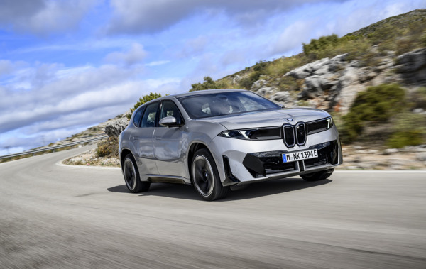 The BMW iX3 is coming: Production is underway at the new plant in Debrecen
