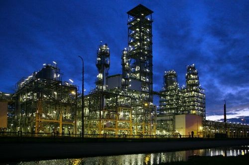 Skupina Slovnaft zvýšila prodej na vývozních trzích meziročně o 5,6%