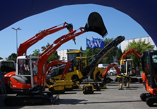 Strojírenský veľrh v Nitře 2012 - stabilní zázemí pro úspěšnou komunikaci odborníky