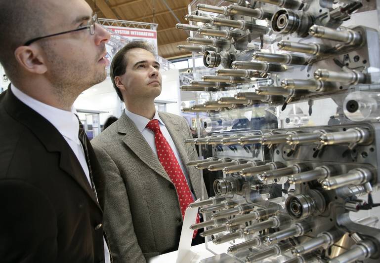 Téměř 1700 vystavovatelů z 35 zemí představí své společnosti na výstavě Fakuma 2012