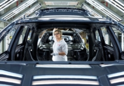 Kia vyrobila na Slovensku v roku 2012 rekordný počet automobilov a motorov