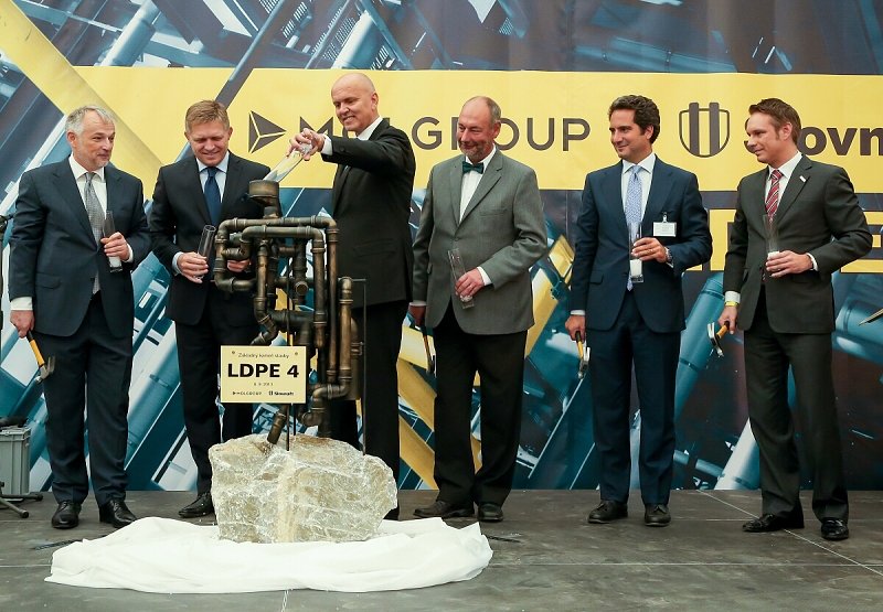 Slovnaft začal výstavbu nové jednotky na výrobu polyetylénu