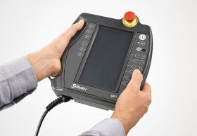 Nová řada robotů TX2 s vyšším výkonem od Stäubli