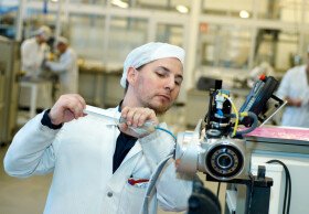 Pohon dělá rozdíly - Průmyslové roboty a manipulátory Stäubli