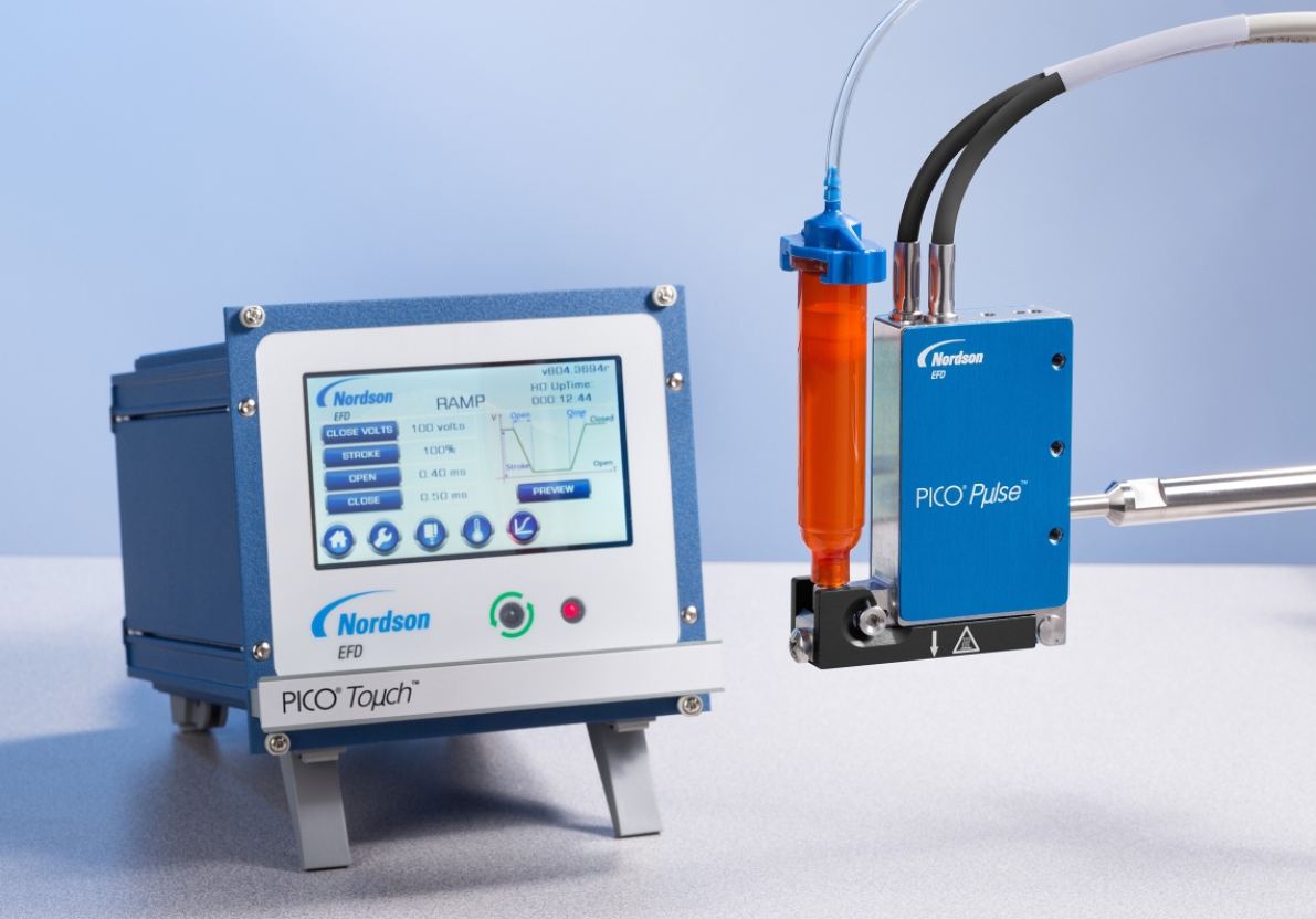 Nordson EFD představuje PICO Pμlse™ - nejnovější inovaci v technologii bezkontaktního dávkování kapalin