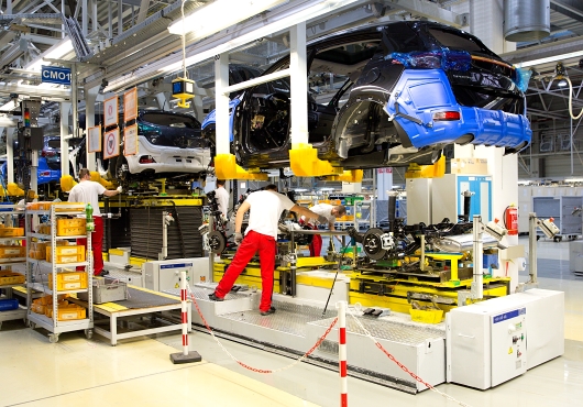 Zavádění ISO / TS 16949: 2009 společností Avris Consulting i ve firmách na výrobu plastových komponentů pro automobilový průmysl