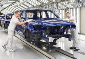 Volkswagen Slovakia pokračuje v úspešnom kurze, prekonal hranicu 10 000 zamestnancov