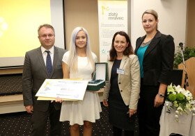 Jedinečná metóda chemickej recyklácie PET fliaš získala ocenenie Zlatý mravec