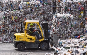 EF Recycling s.r.o řeší ekologické zátěže způsobené plastovým a kovovým odpadem