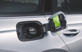 Sdelění AutoSAPu k aktuálnímu vývoji při schvalování nařízení CO2 pro osobní vozidla a požadavku Německa týkajícího se uhlíkově neutrálních paliv