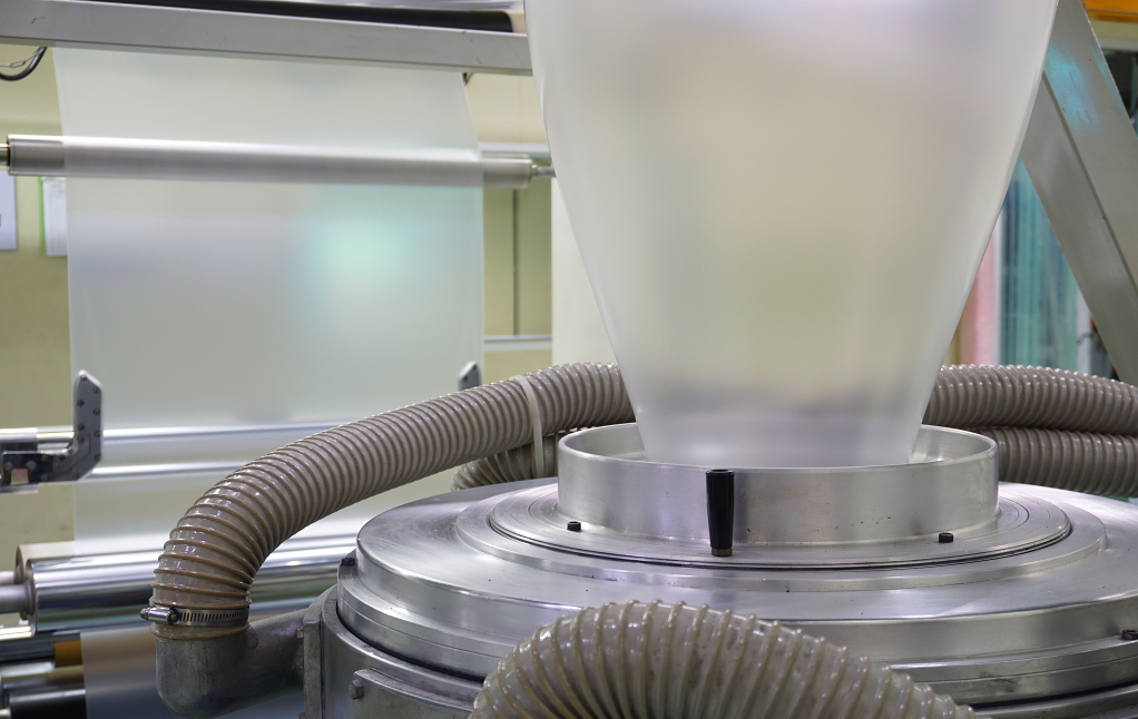 Společnost Ampacet uvádí na trh produkt ProVital+ PROFLOW 1485  Masterbatch pro zpracování polymerů bez obsahu PFAS  pro farmaceutické a lékařské aplikace
