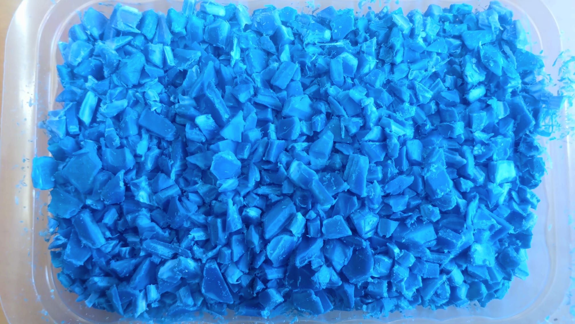 PP drť modrá (veká z debien)