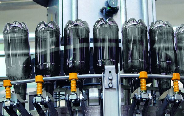 Zvýšenie energetickej účinnosti pri výrobe plastov pomocou špeciálnych mazív od Klüber Lubrication